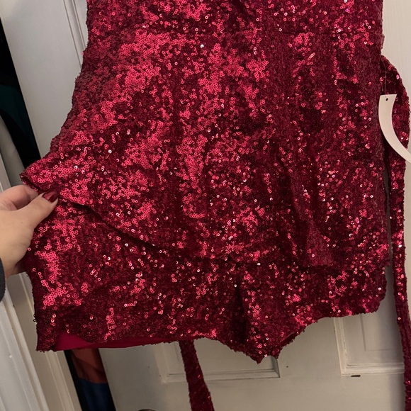 VENUS Deep Pink Sequin Romper - Picture 2 of 5